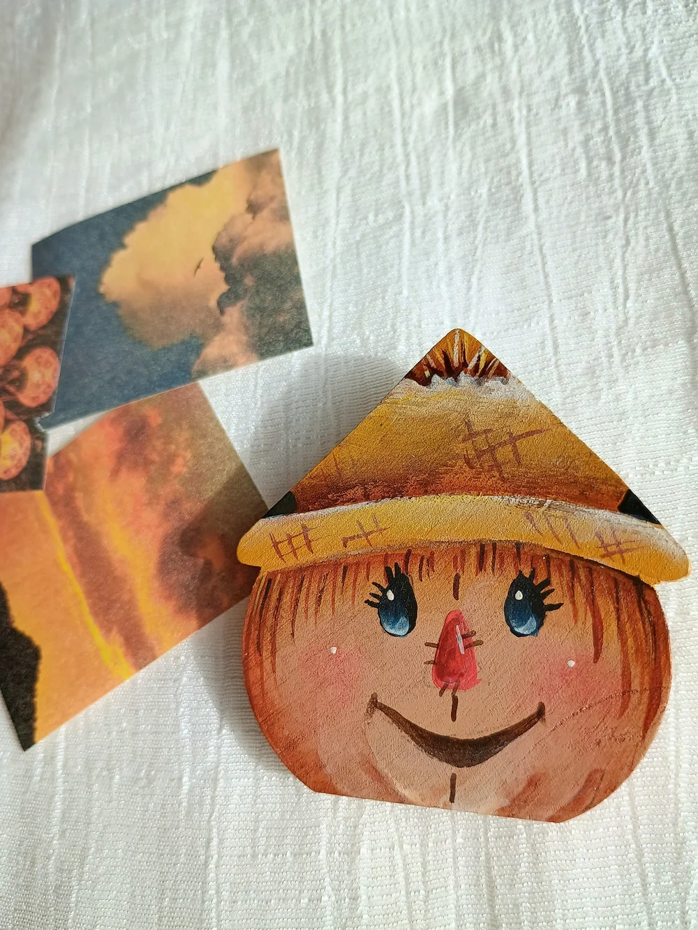 🪁 LIBRARIAN CORE 🪁 TRU VTG, Hand-Crafted, Wood Scarecrow Brooch, Teacher Style
